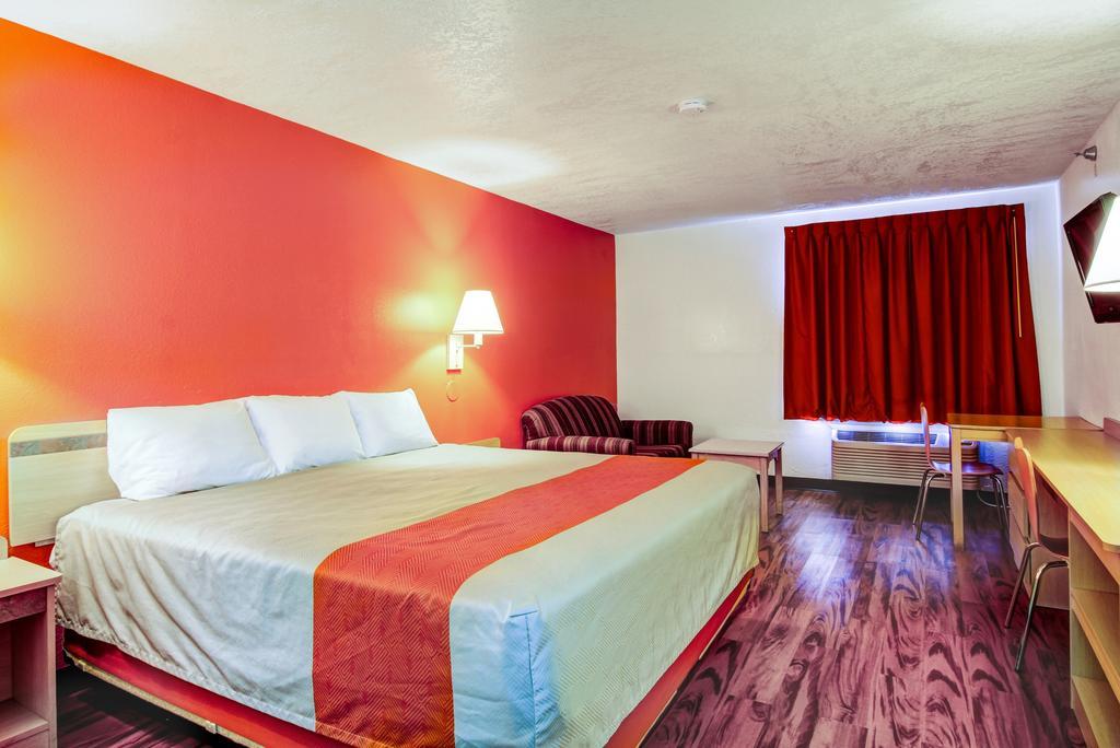 Motel 6-Columbia, Mo - East Екстер'єр фото