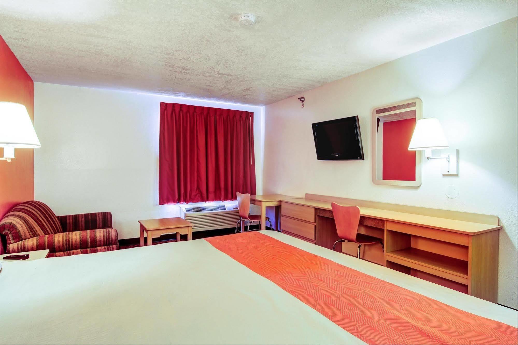 Motel 6-Columbia, Mo - East Екстер'єр фото