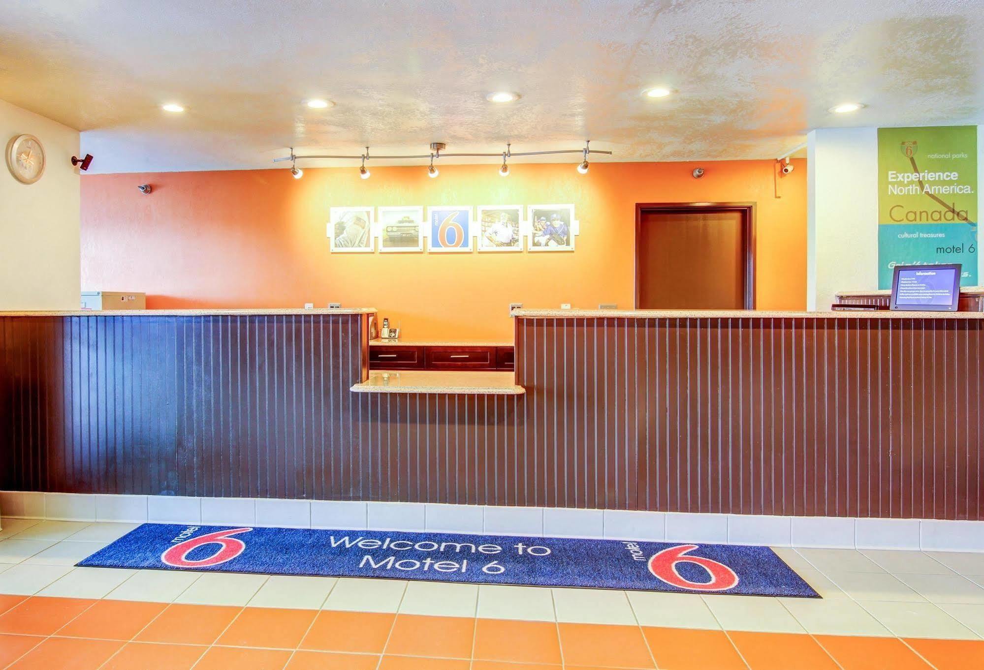 Motel 6-Columbia, Mo - East Екстер'єр фото