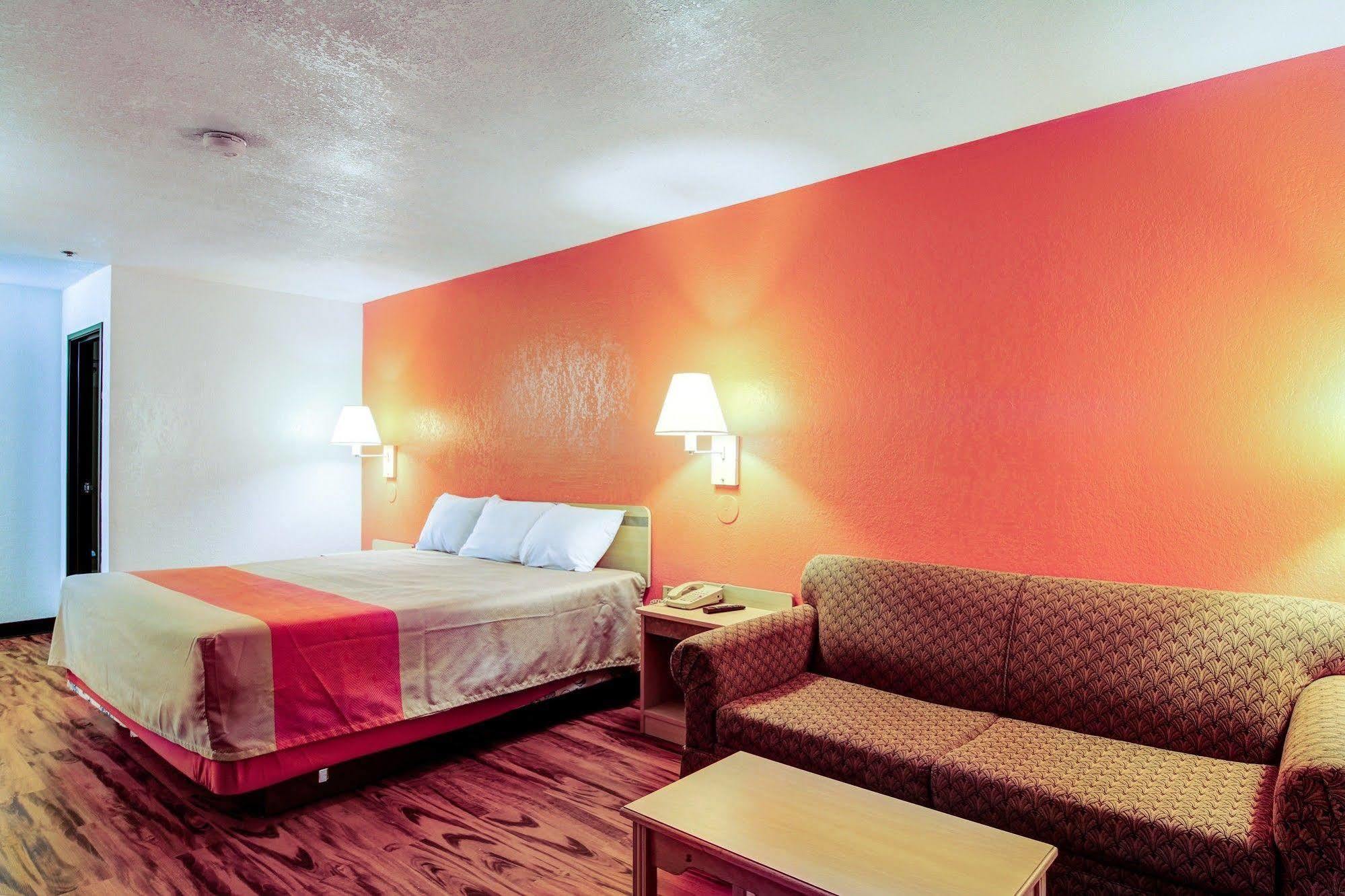 Motel 6-Columbia, Mo - East Екстер'єр фото