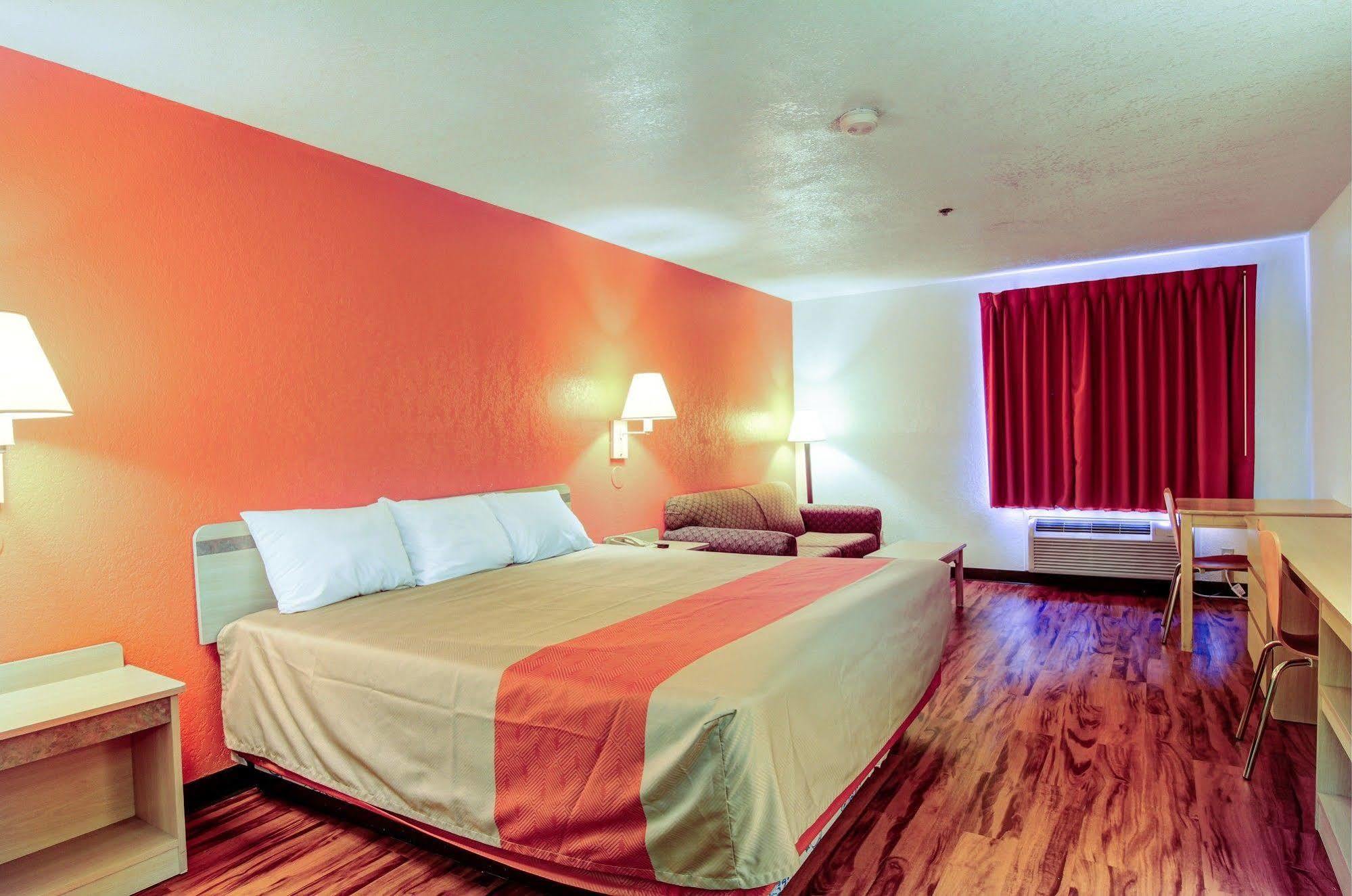 Motel 6-Columbia, Mo - East Екстер'єр фото