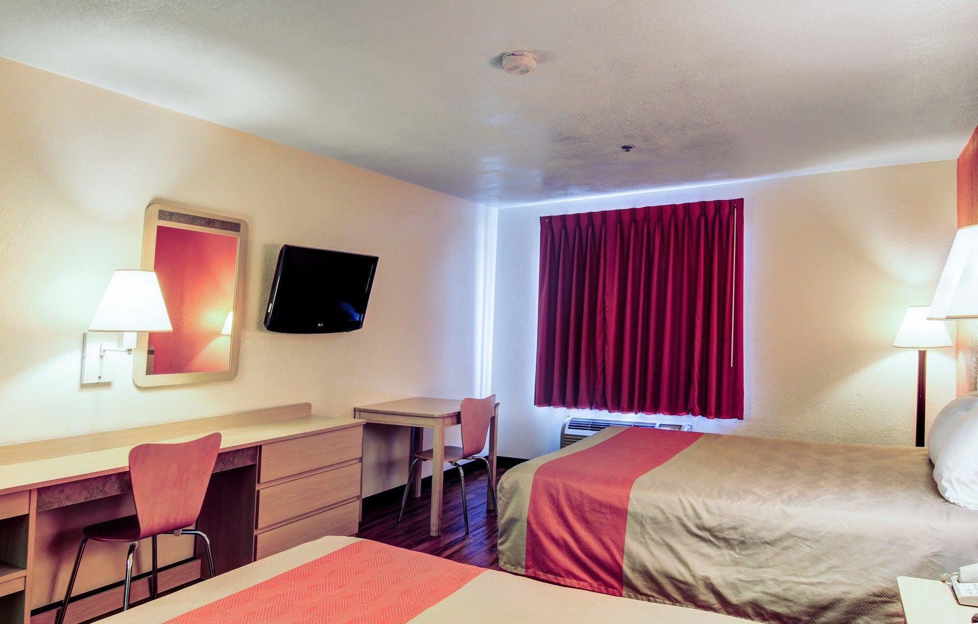 Motel 6-Columbia, Mo - East Екстер'єр фото